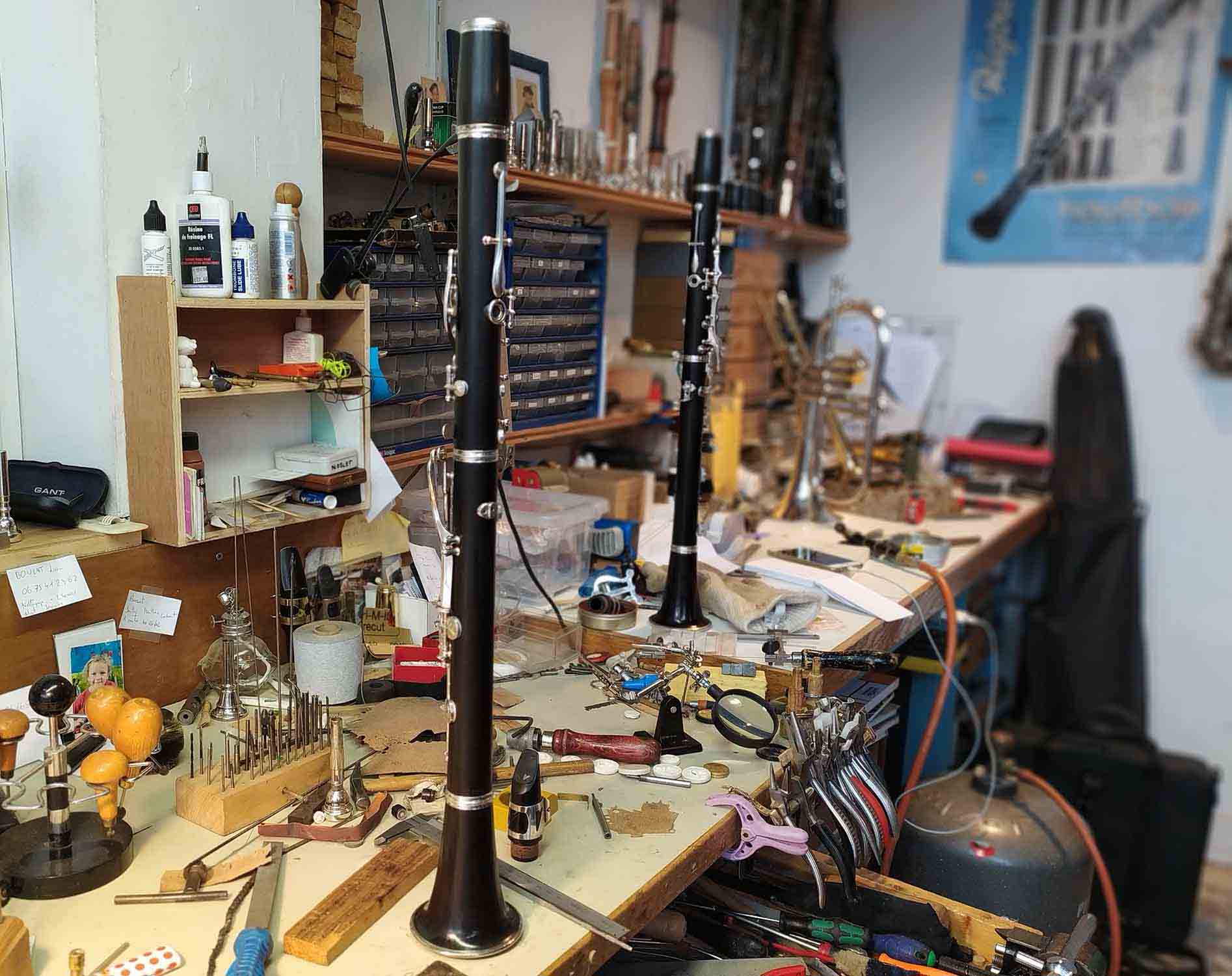 Clarinettes en attente de révision